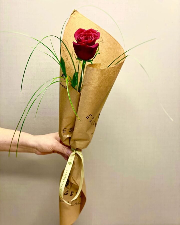 ROSA ÚNICA